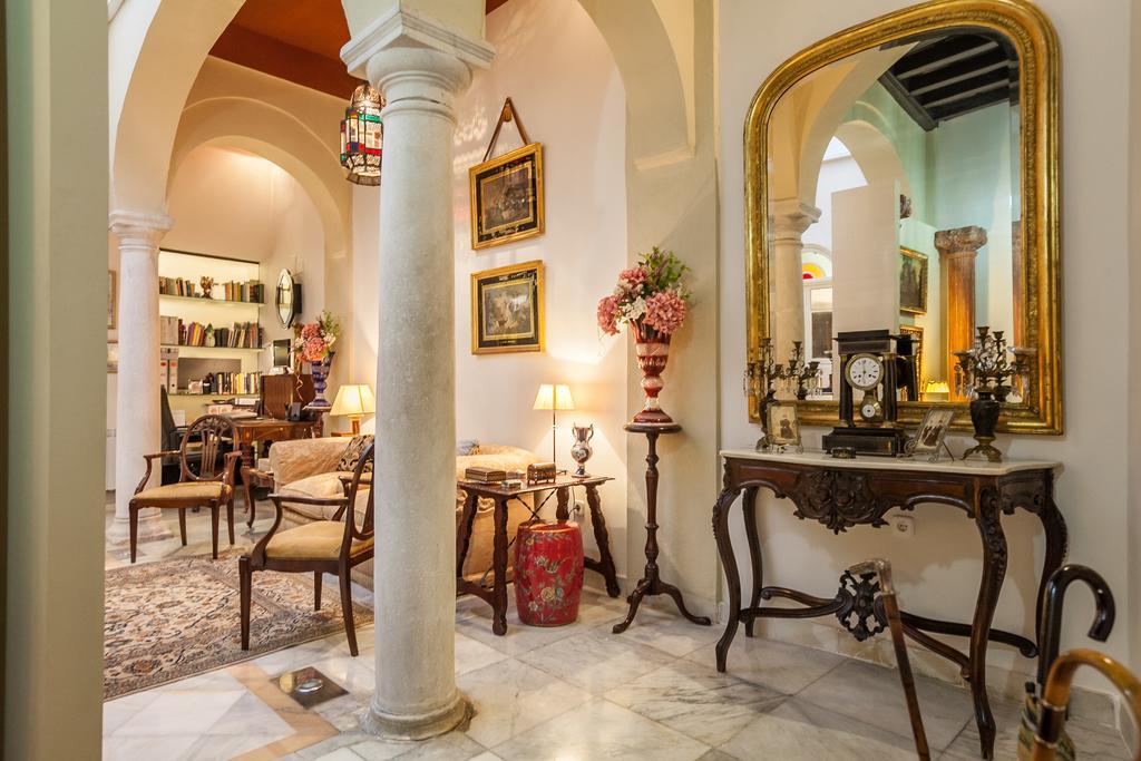 CASA SEÑORIAL SEVILLA CENTRO,Mármoles Exterior foto
